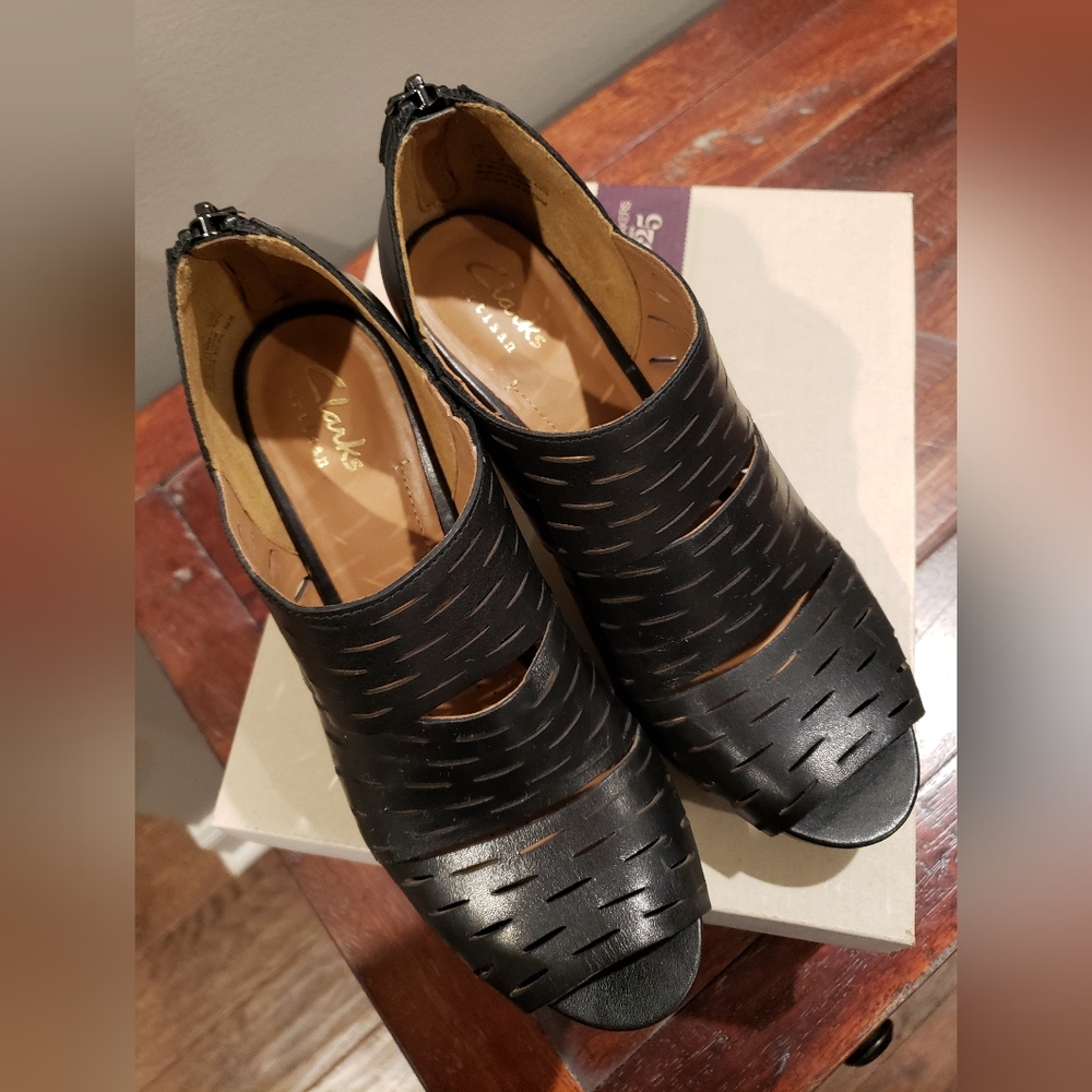 Clarks Womens Black Artisan Okena Sass